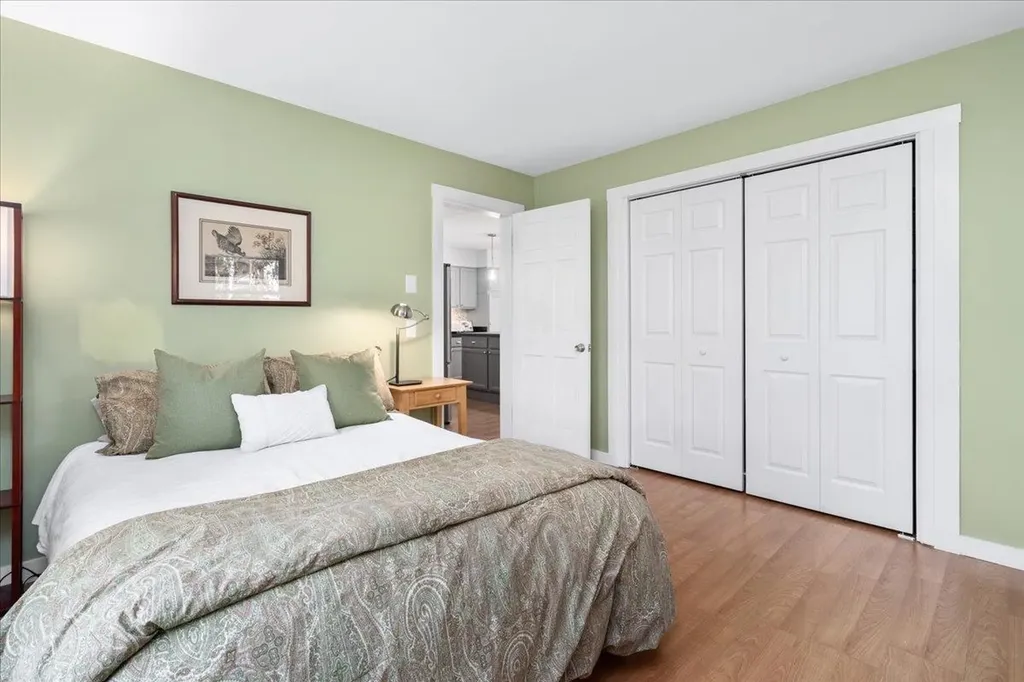 54 Ledgeview Drive Rochester NH 03839