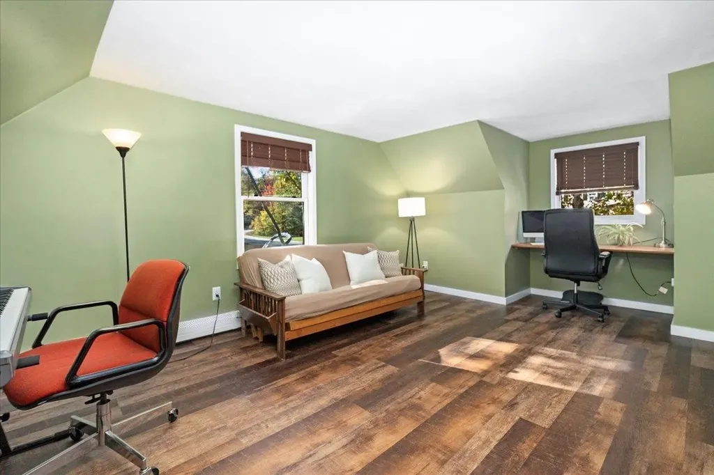 54 Ledgeview Drive Rochester NH 03839