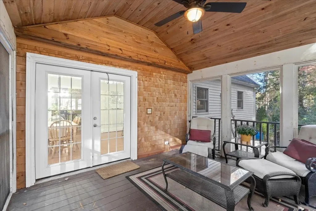 54 Ledgeview Drive Rochester NH 03839