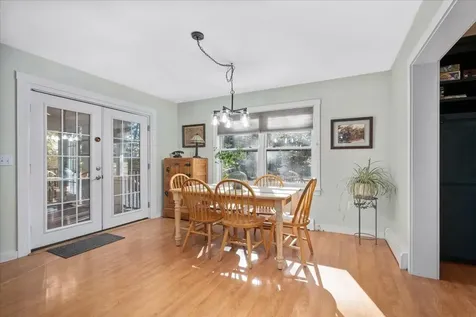 54 Ledgeview Drive Rochester NH 03839