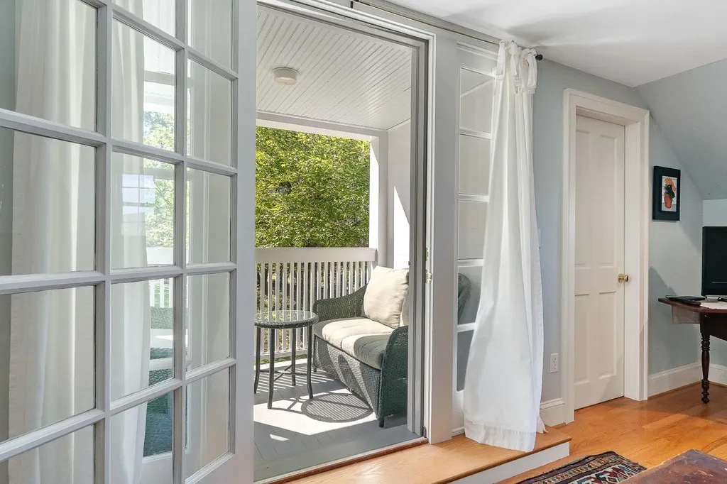 97 Quinibeck Road Thetford VT 05075-0000