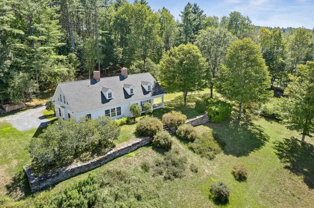 97 Quinibeck Road Thetford VT 05075-0000