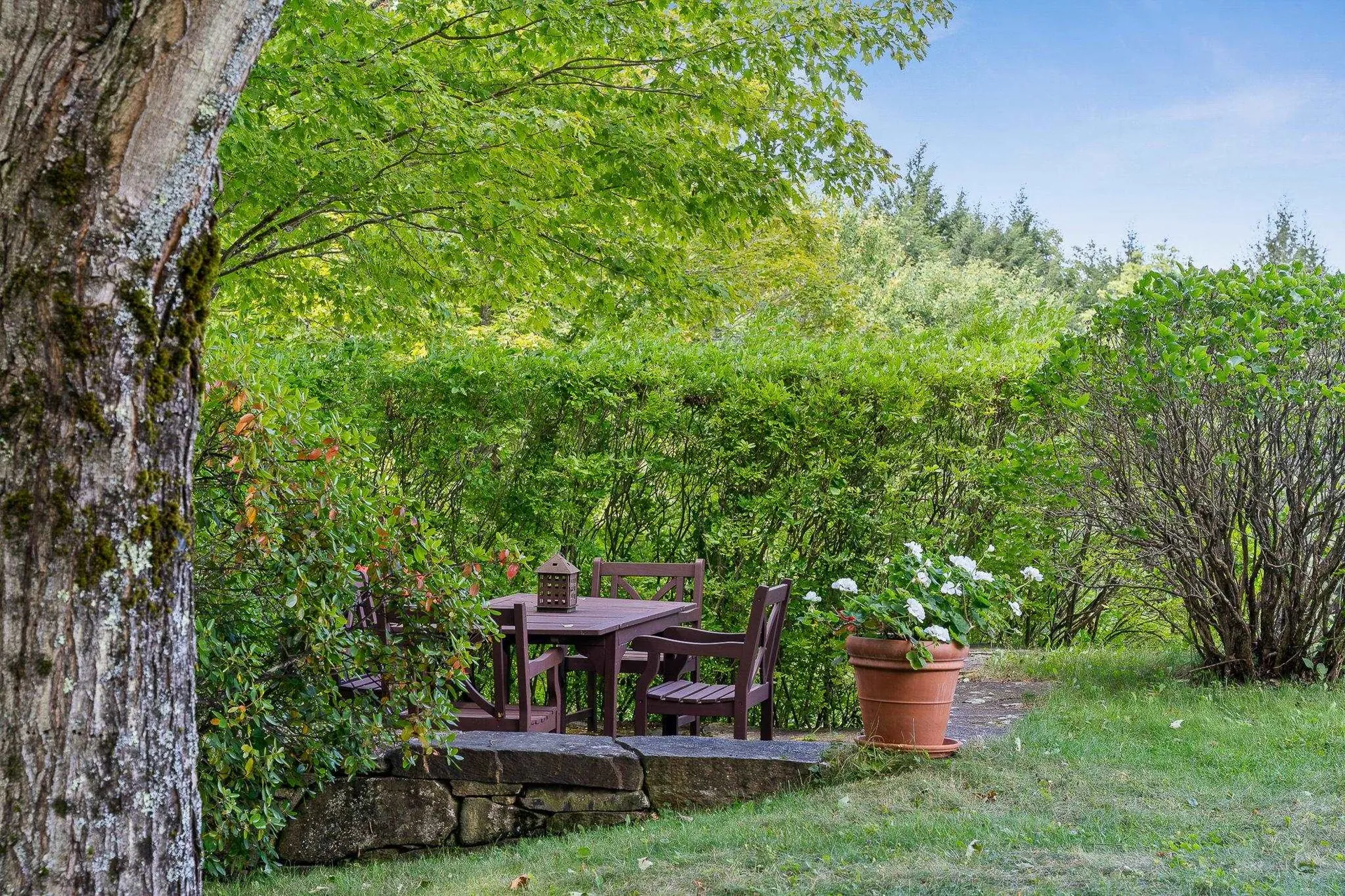 97 Quinibeck Road Thetford VT 05075-0000