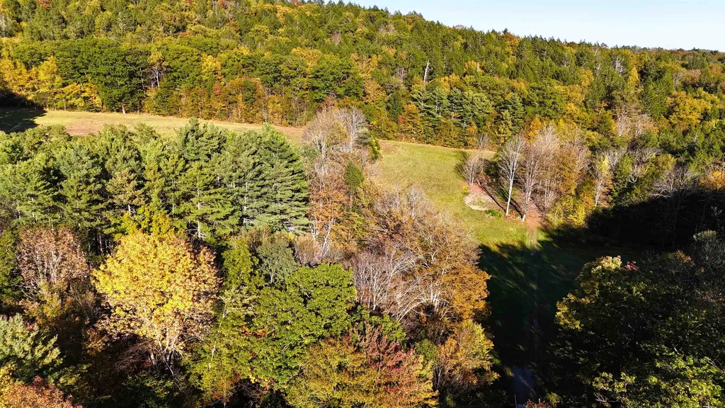 468 Park Laughton Road Dummerston VT 05346