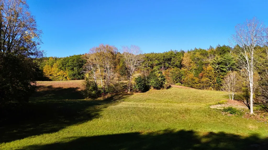 468 Park Laughton Road Dummerston VT 05346