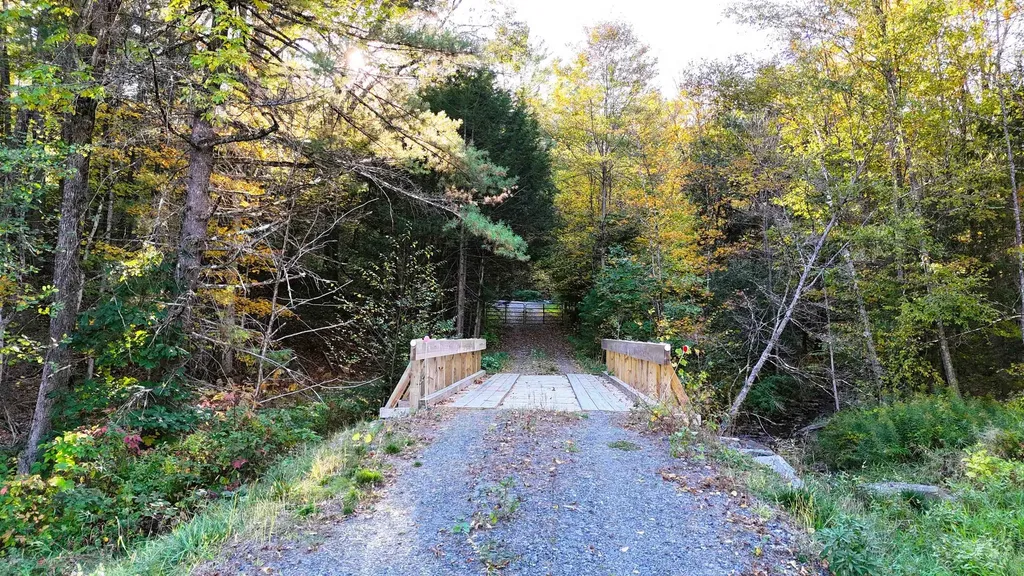 468 Park Laughton Road Dummerston VT 05346