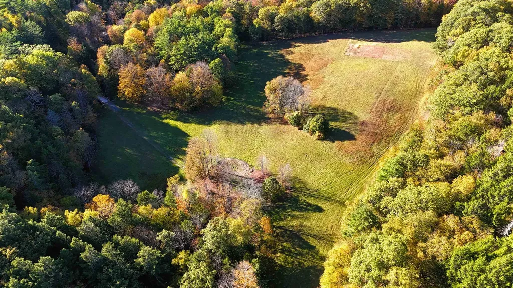 468 Park Laughton Road Dummerston VT 05346