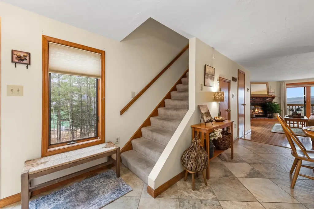 182 Pinnacle Road Campton NH 03285