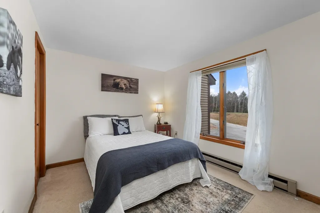 182 Pinnacle Road Campton NH 03285