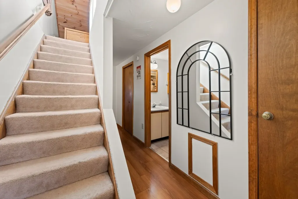 182 Pinnacle Road Campton NH 03285