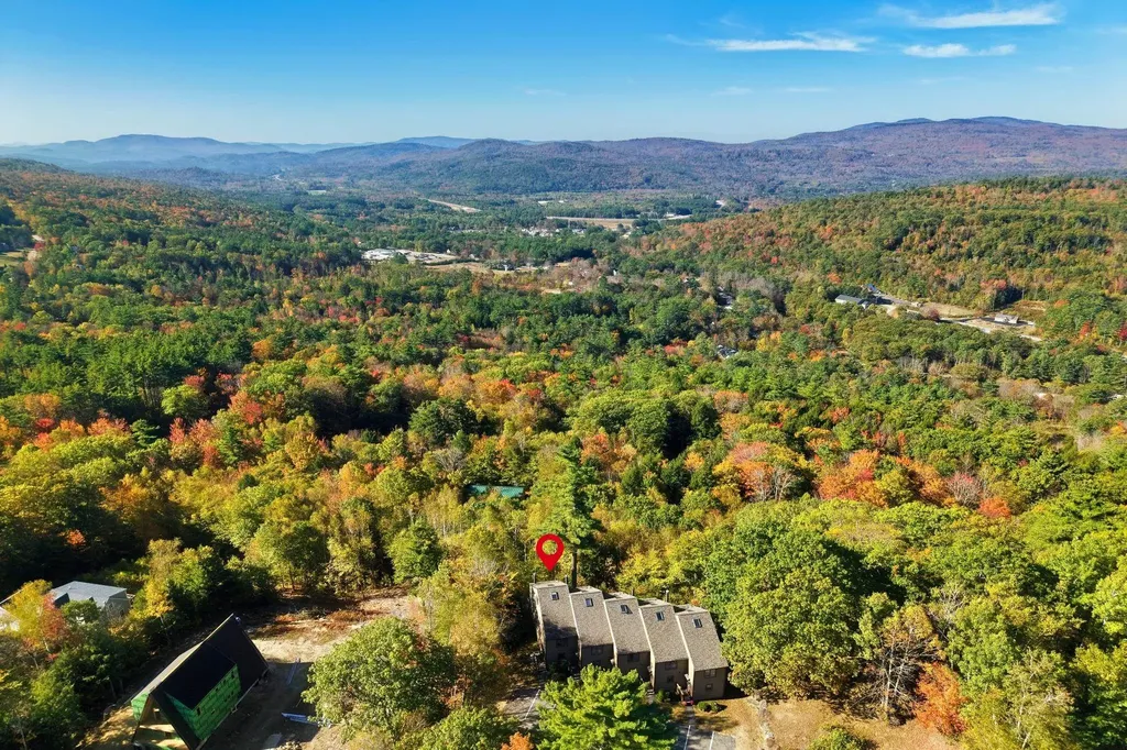 182 Pinnacle Road Campton NH 03285