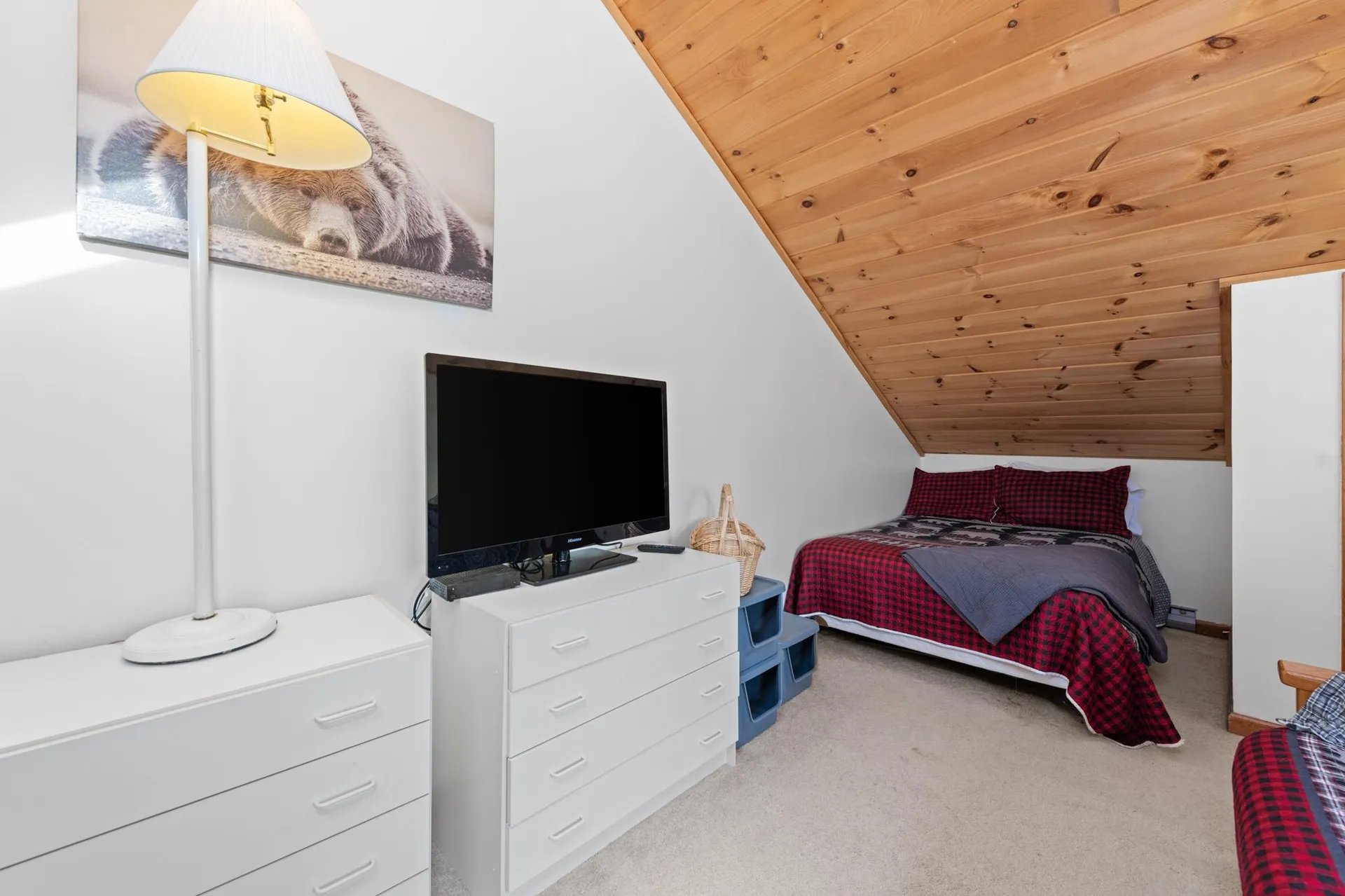 182 Pinnacle Road Campton NH 03285