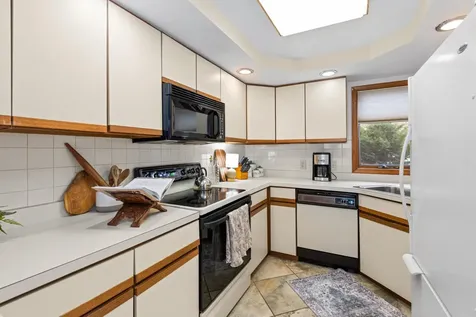 182 Pinnacle Road Campton NH 03285