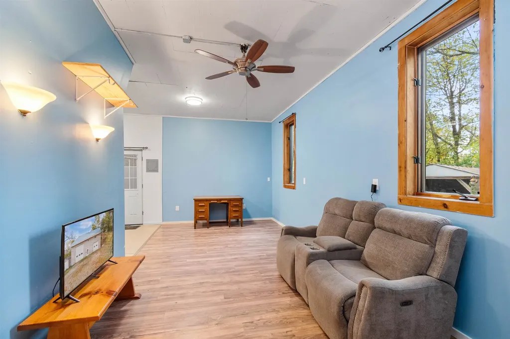 97 Bittersweet Hill Hinesburg VT 05461