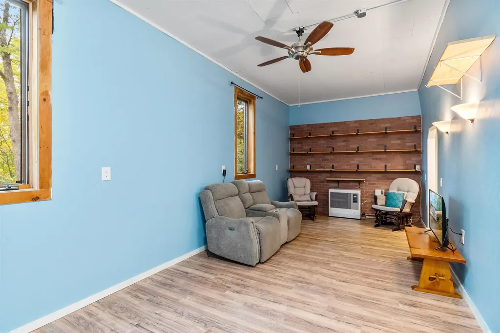 97 Bittersweet Hill Hinesburg VT 05461