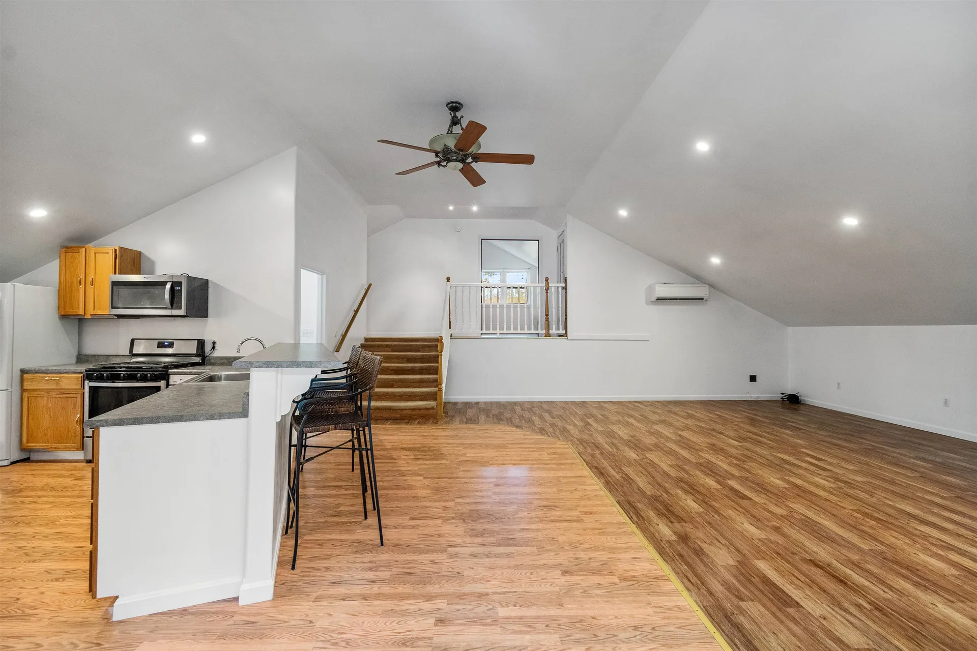 97 Bittersweet Hill Hinesburg VT 05461