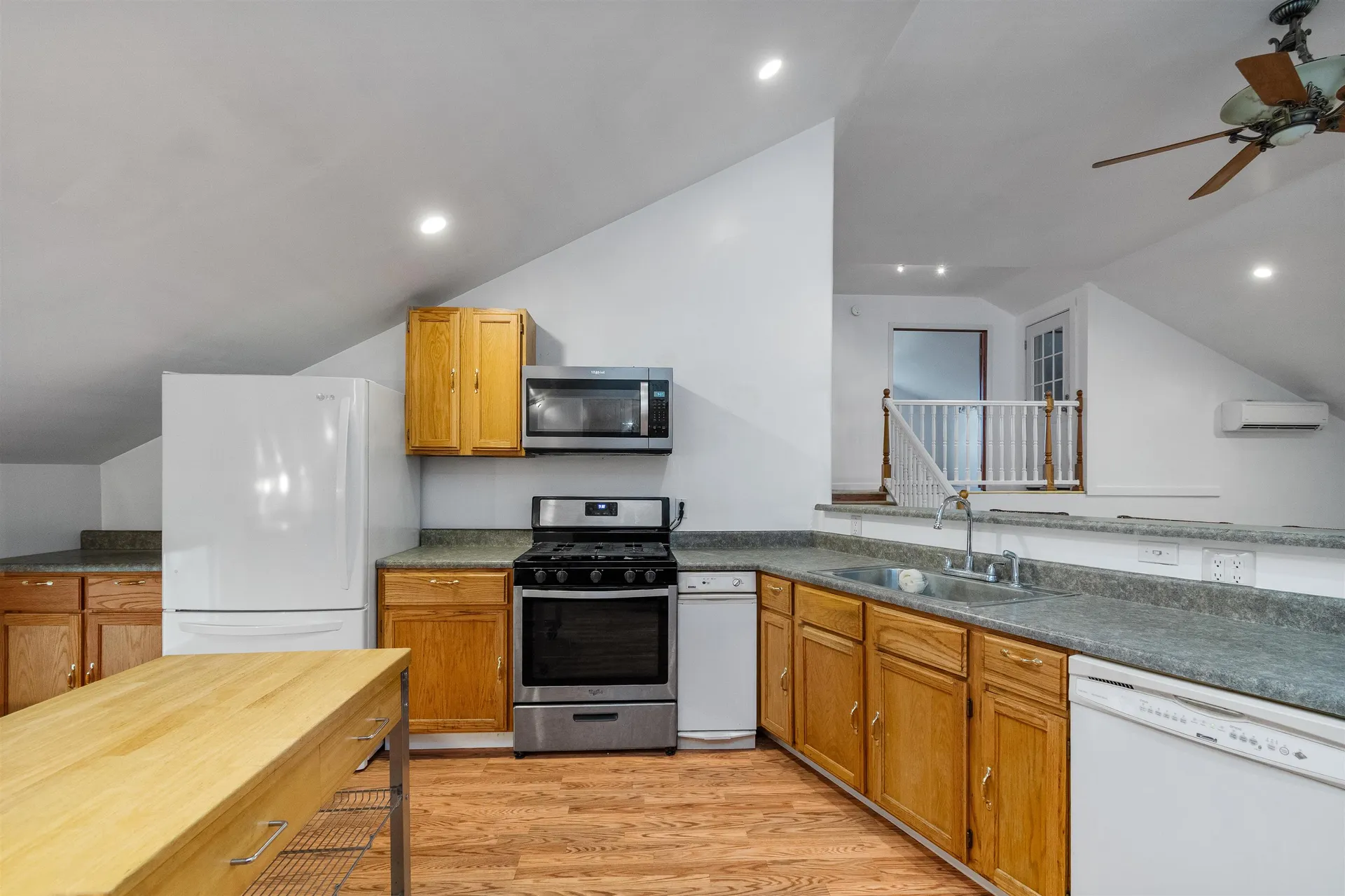 97 Bittersweet Hill Hinesburg VT 05461