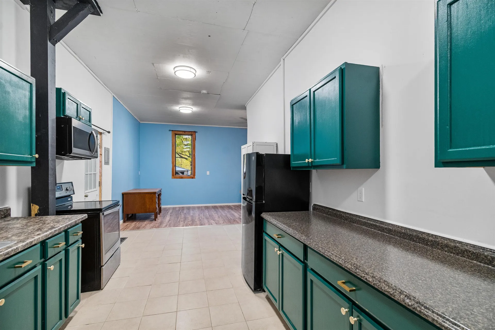 97 Bittersweet Hill Hinesburg VT 05461