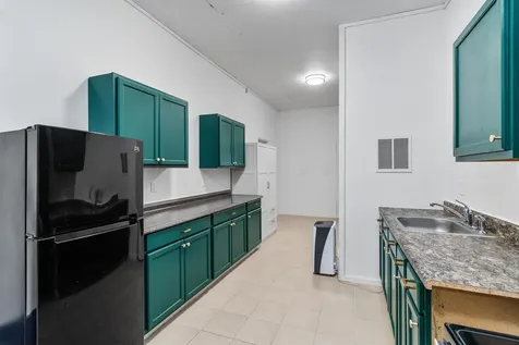 97 Bittersweet Hill Hinesburg VT 05461