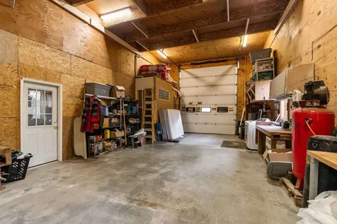 97 Bittersweet Hill Hinesburg VT 05461