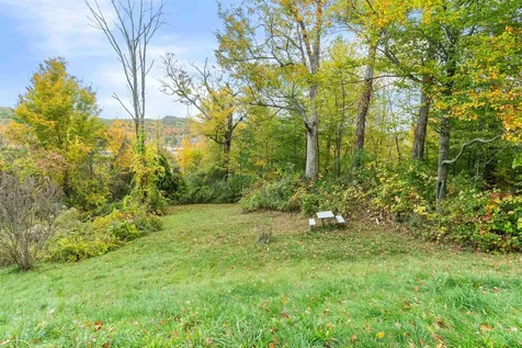 97 Bittersweet Hill Hinesburg VT 05461
