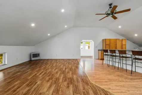 97 Bittersweet Hill Hinesburg VT 05461