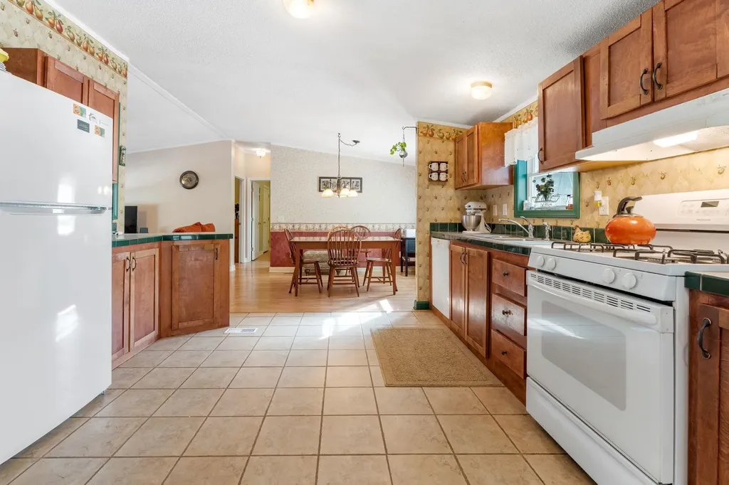 714 Old New Ipswich Road Rindge NH 03461