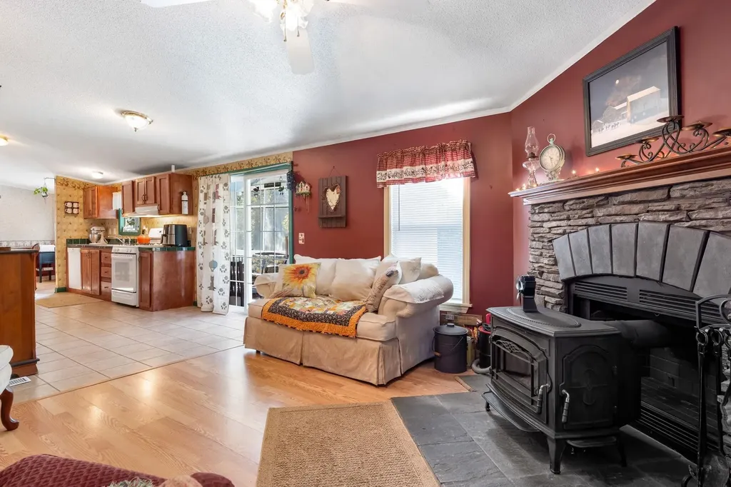 714 Old New Ipswich Road Rindge NH 03461