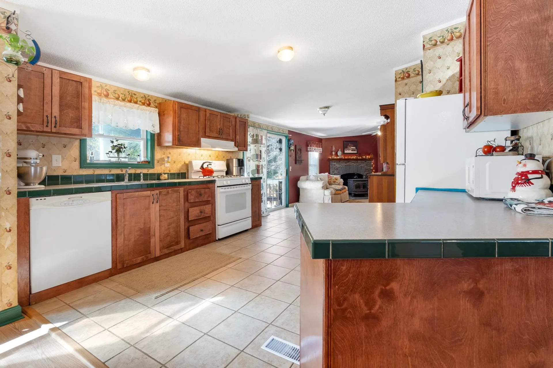 714 Old New Ipswich Road Rindge NH 03461