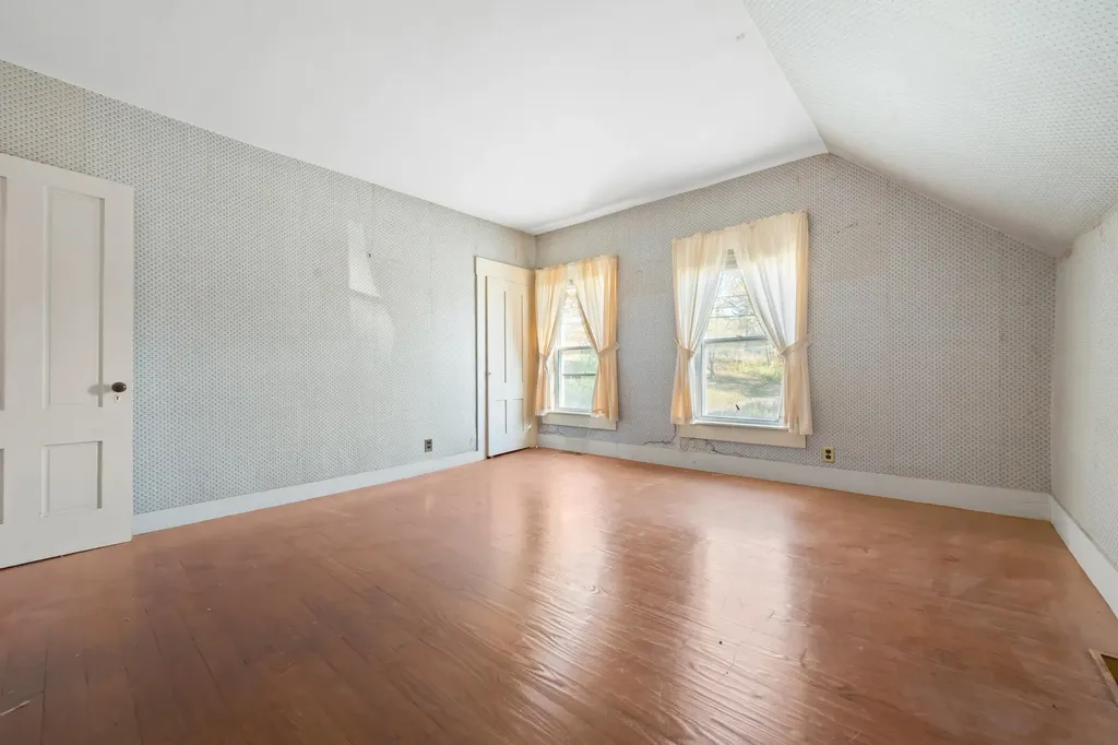 1318 Route 117 Sugar Hill NH 03586