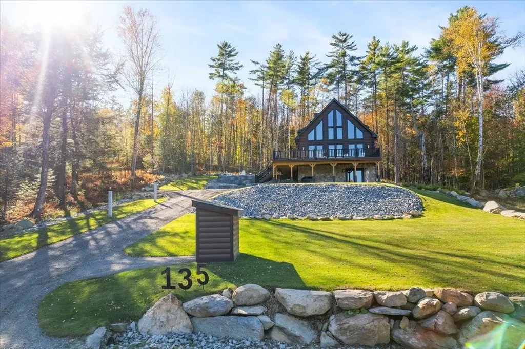 135 Lakeside Drive Haverhill NH 03765