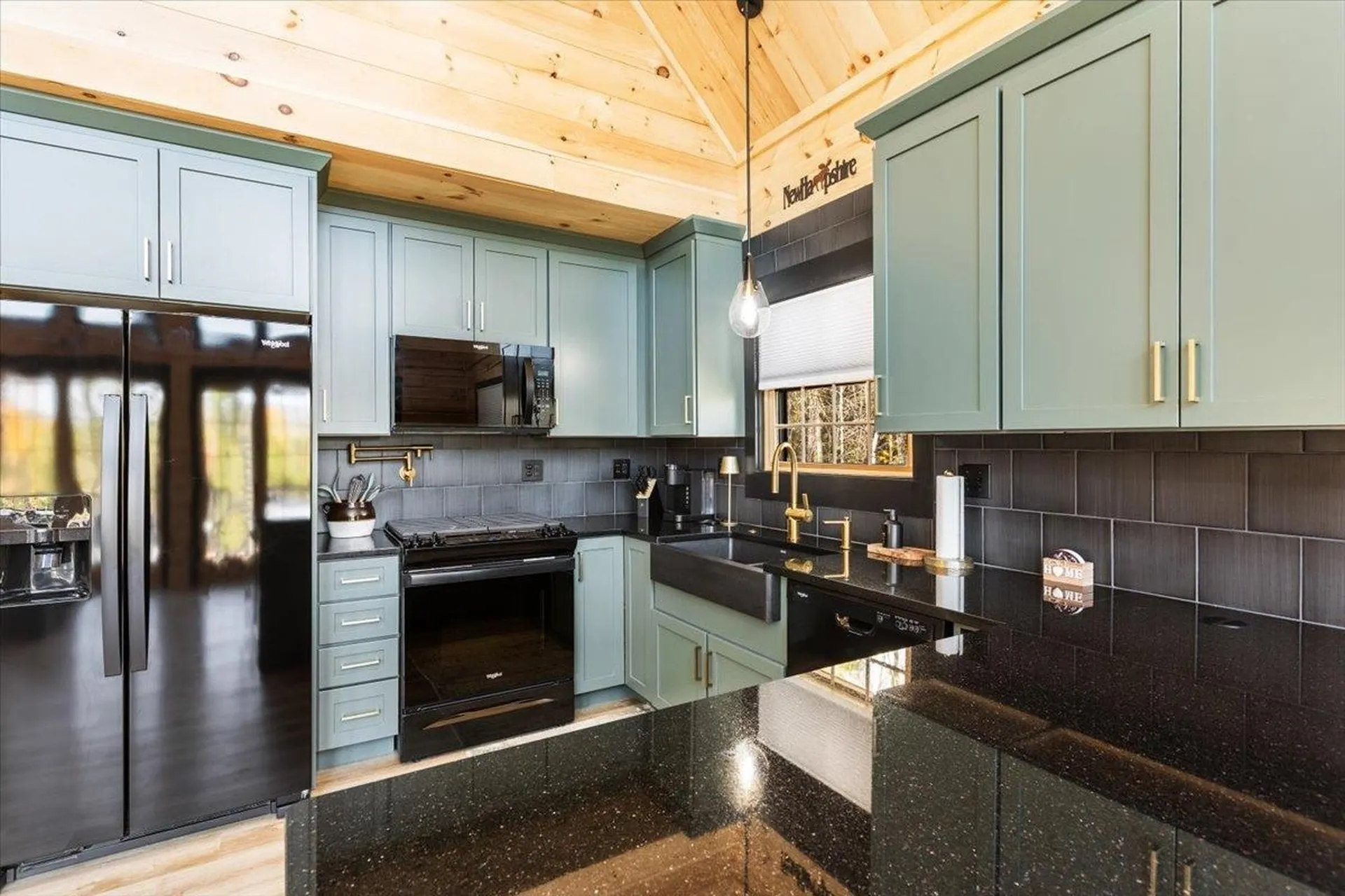 135 Lakeside Drive Haverhill NH 03765