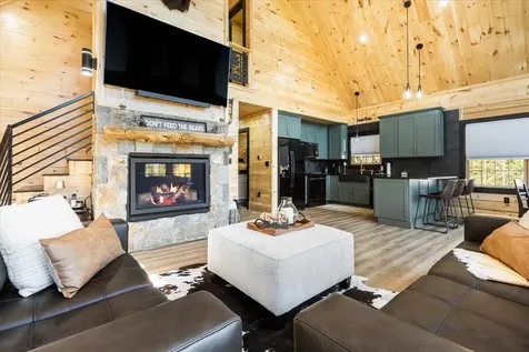 135 Lakeside Drive Haverhill NH 03765