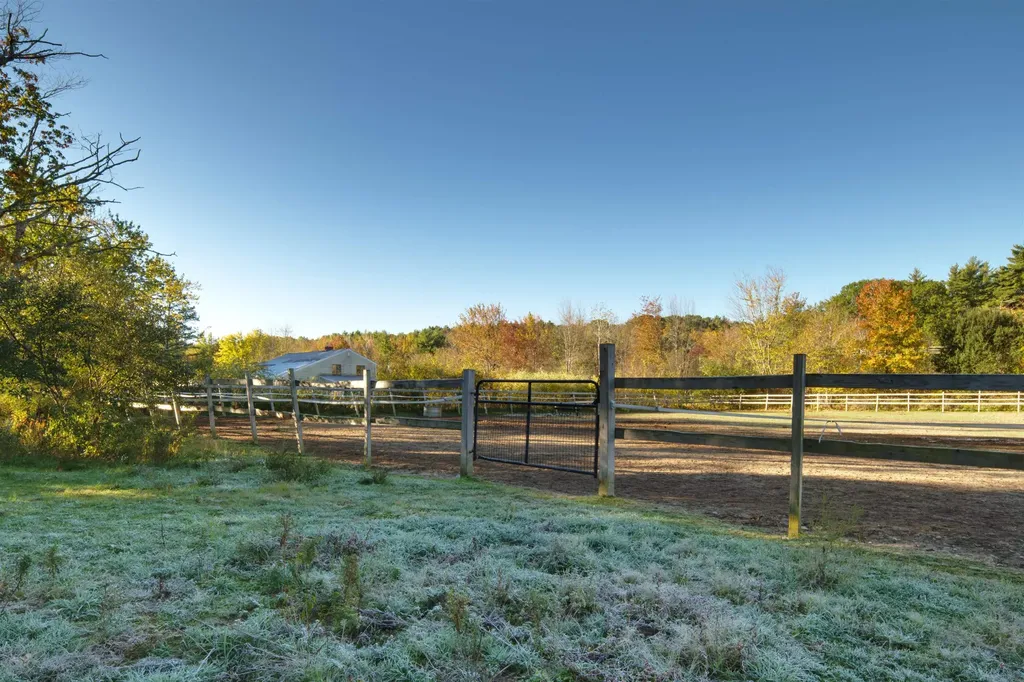 133R Stratham Heights Road Stratham NH 03885