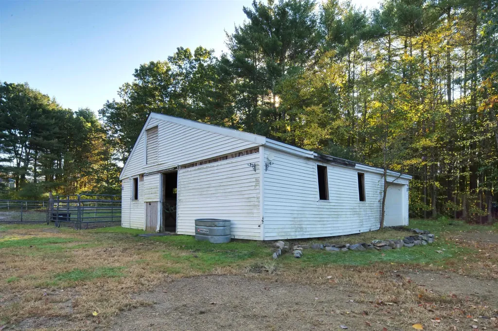 133R Stratham Heights Road Stratham NH 03885