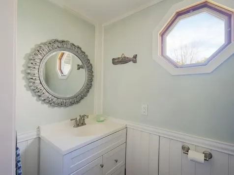 133R Stratham Heights Road Stratham NH 03885