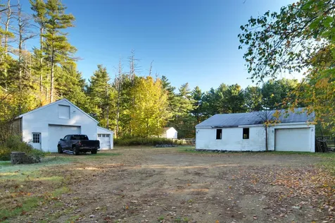 133R Stratham Heights Road Stratham NH 03885