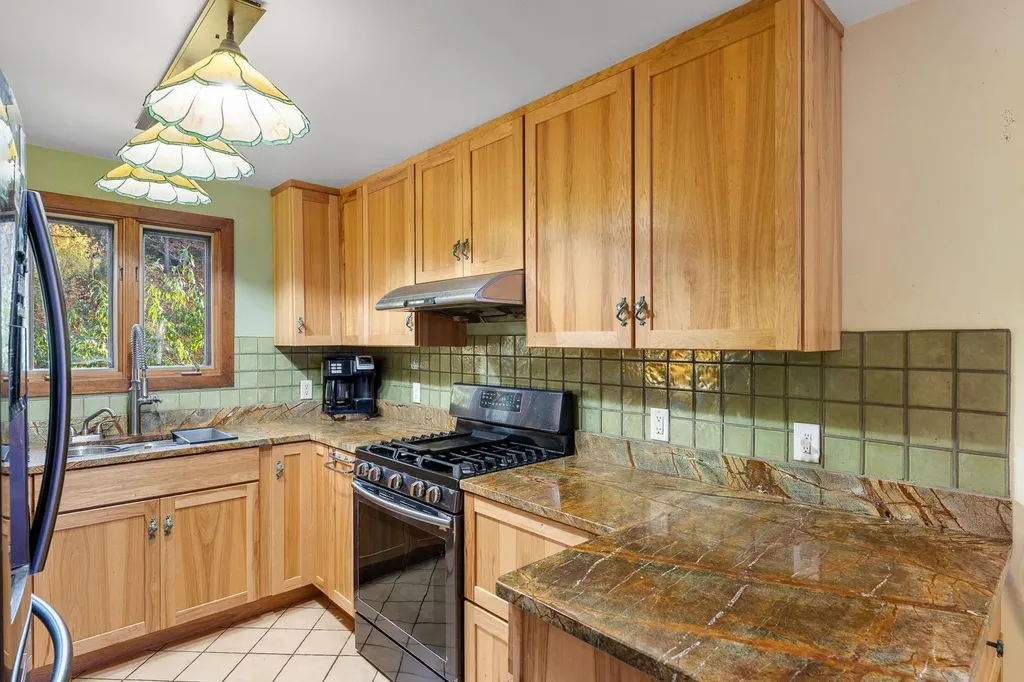 78 Pinebrook Road Waitsfield VT 05673