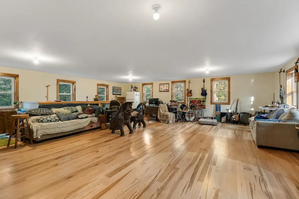 78 Pinebrook Road Waitsfield VT 05673