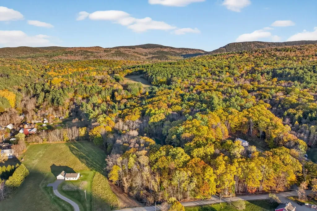 45 East Road Cornish NH 03745