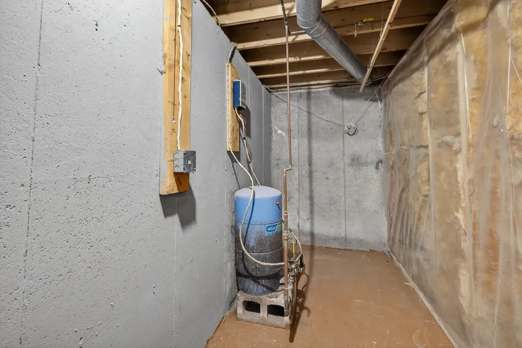 45 East Road Cornish NH 03745