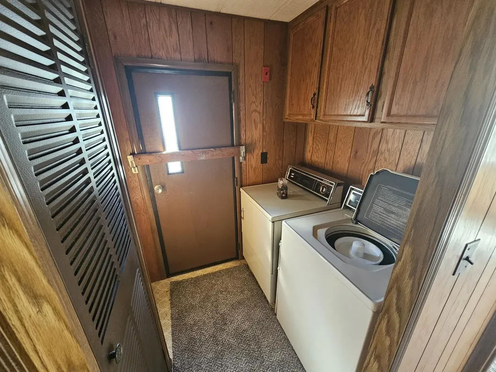 20 Anthony Circle Swanzey NH 03469