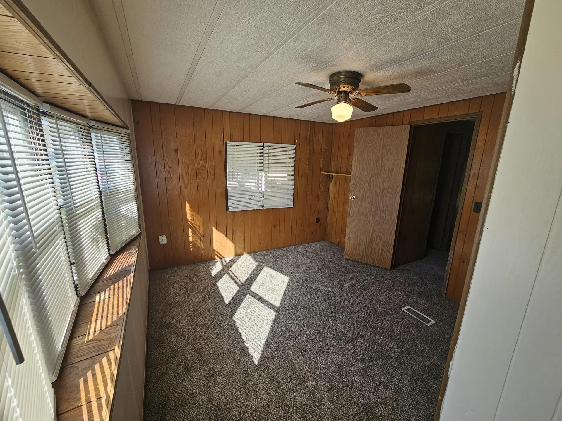 20 Anthony Circle Swanzey NH 03469