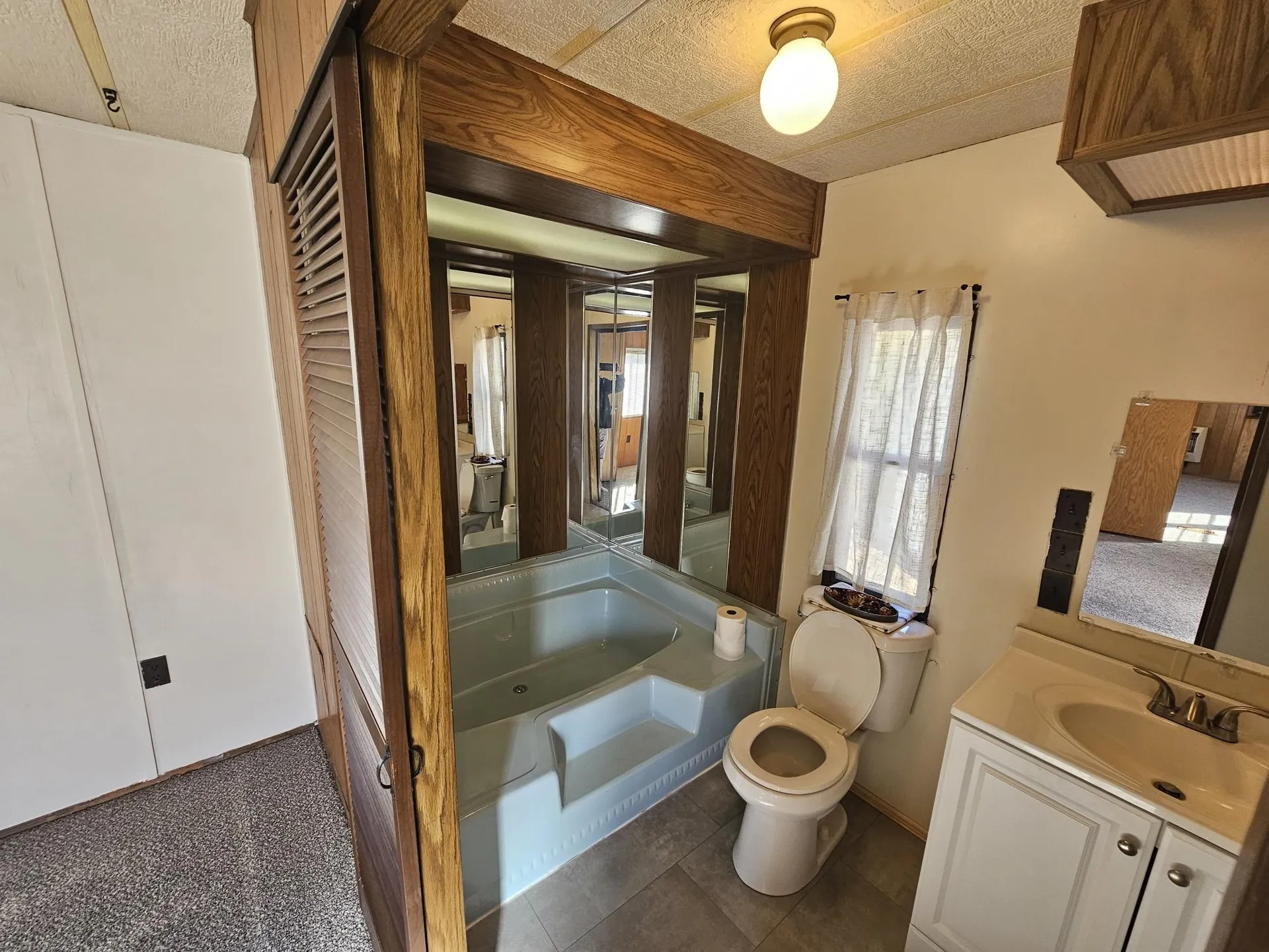 20 Anthony Circle Swanzey NH 03469