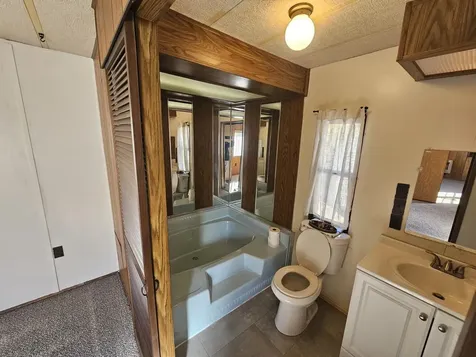 20 Anthony Circle Swanzey NH 03469