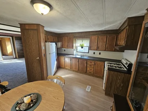 20 Anthony Circle Swanzey NH 03469