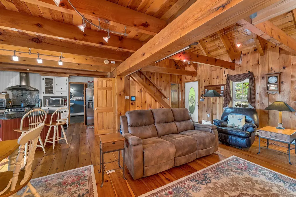 20 Pine Lane Road Ossipee NH 03890