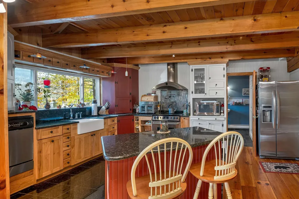 20 Pine Lane Road Ossipee NH 03890