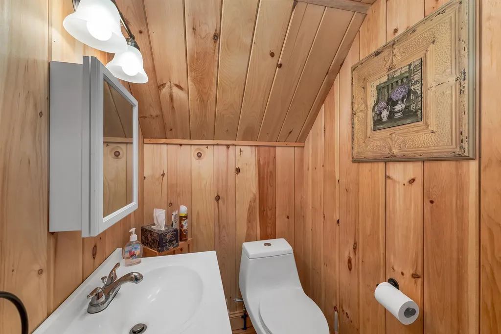 20 Pine Lane Road Ossipee NH 03890