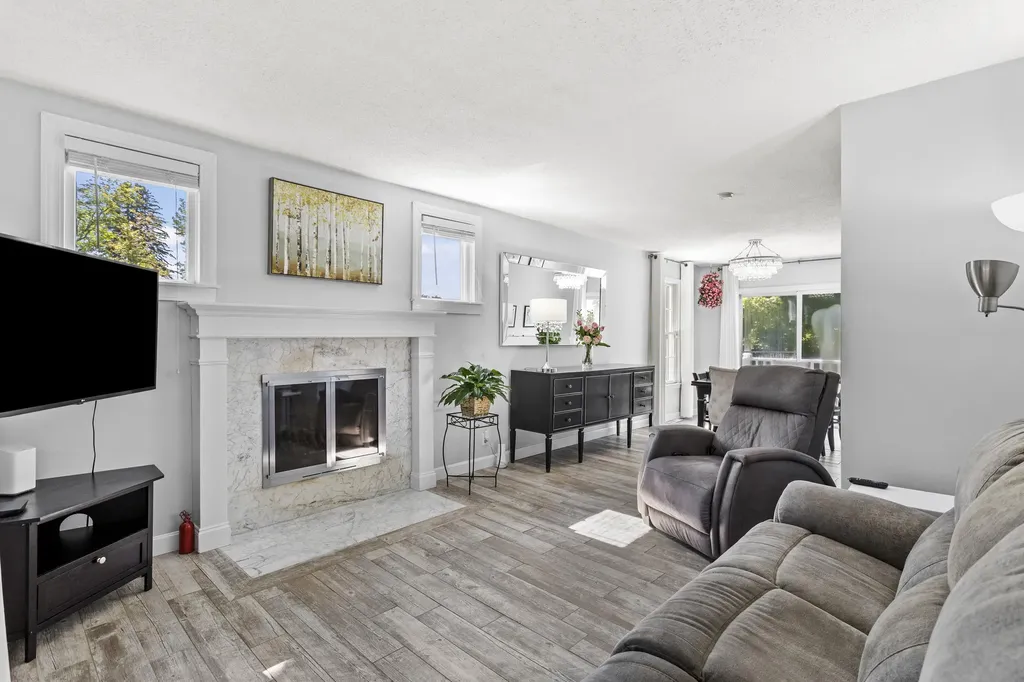 36 Charles Bancroft Highway Litchfield NH 03052